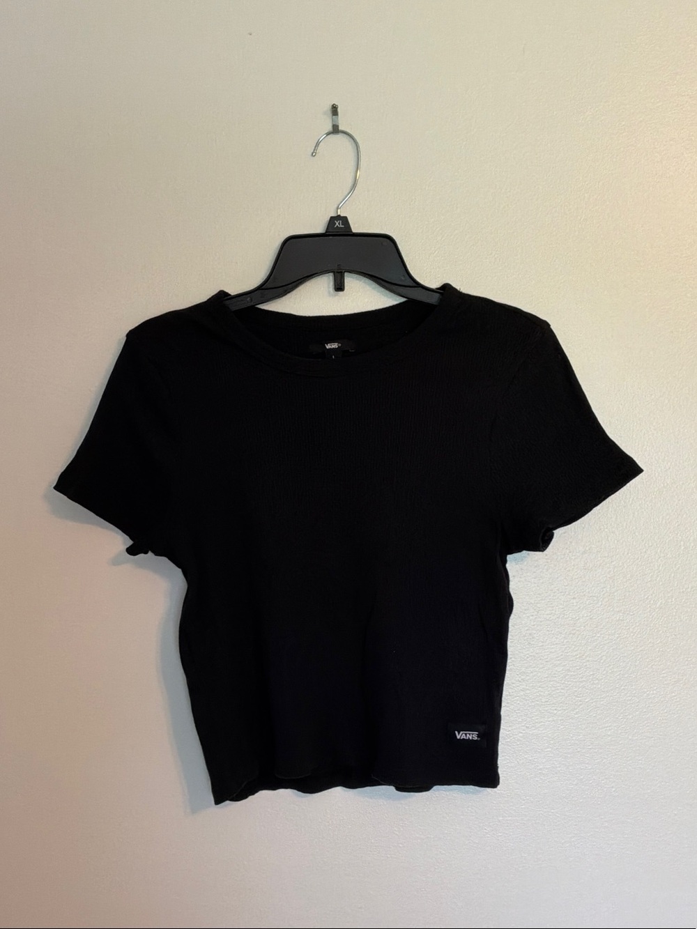 Vans size L Black Ribbed Short Sleeve Crop Tee